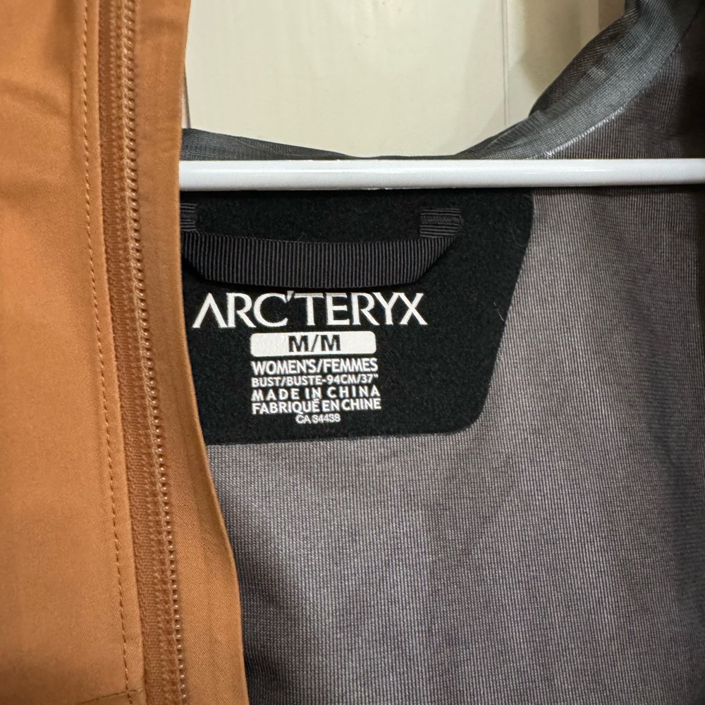 Arc'teryx Codetta Coat - Picture 5 of 10